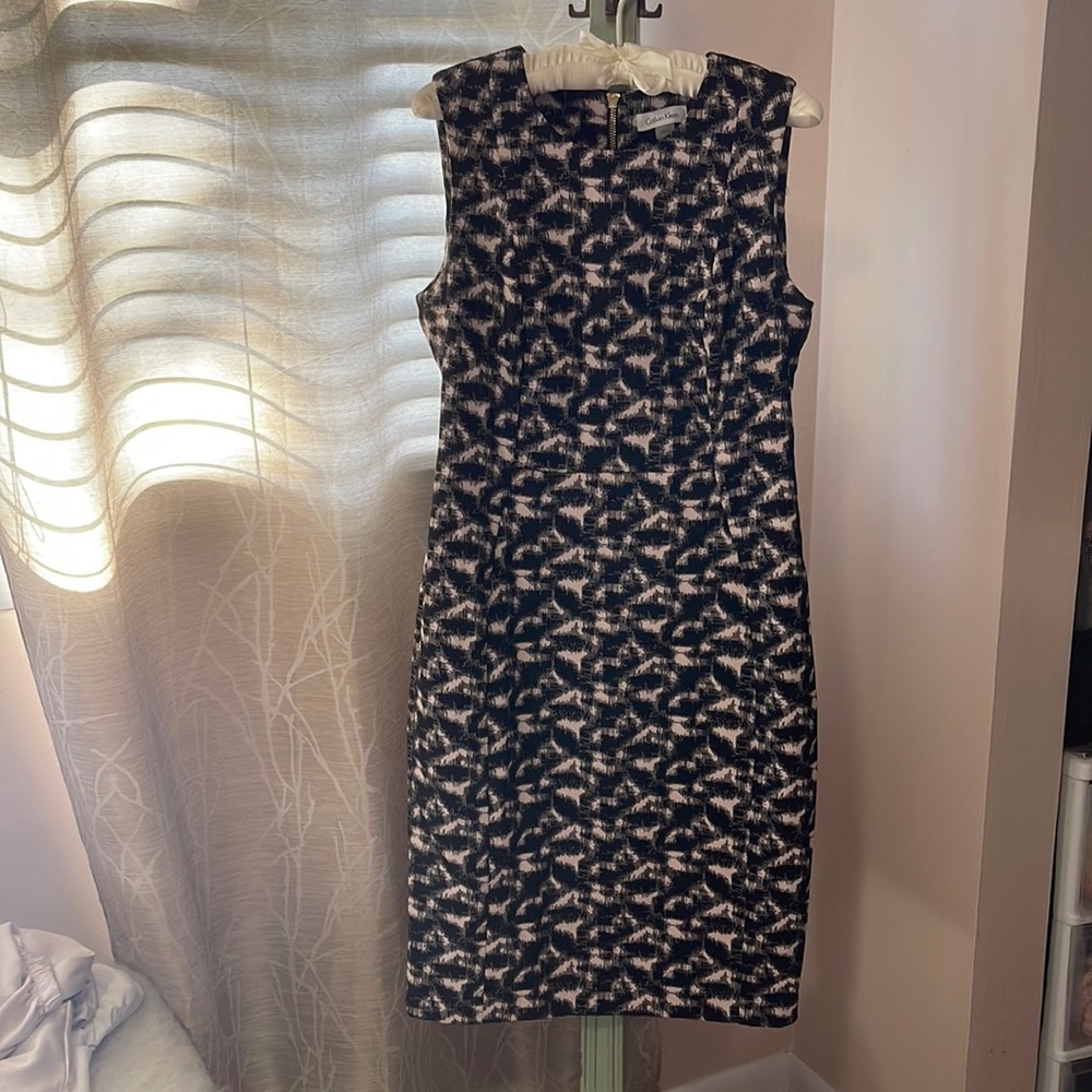Calvin Klein Dress Gold Zipper Flattering Cut sz 8  NEW w/TAGS